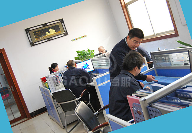 新鄉(xiāng)高服篩機(jī)設(shè)計部掠影