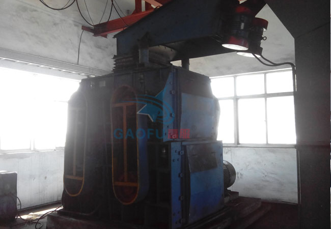 高服篩機(jī)江蘇某輥式碎煤機(jī)現(xiàn)場