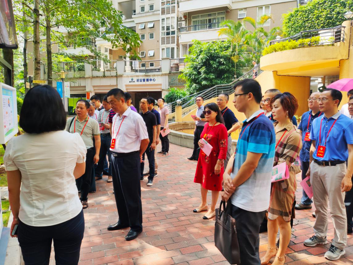 鼓樓區(qū)政協(xié)常委會視察垃圾分類工作和校外活動機構(gòu)