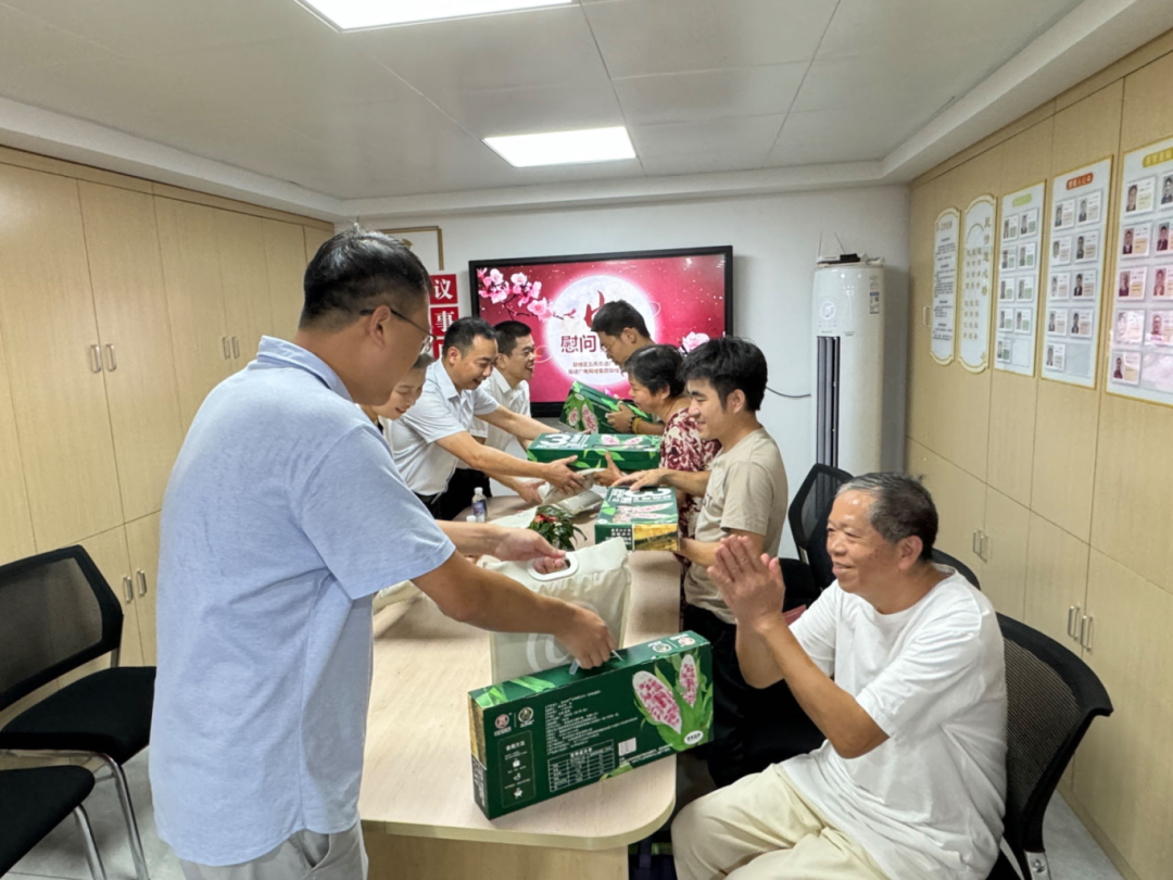 【網(wǎng)絡(luò)中國(guó)節(jié)·中秋】“月”來(lái)“月”好，鼓樓這里，好熱鬧！